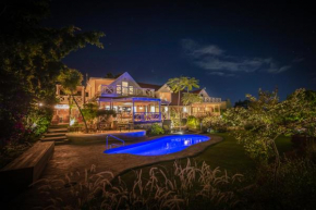 Отель YEBO Boutique Guesthouse  Сомерсет Вест